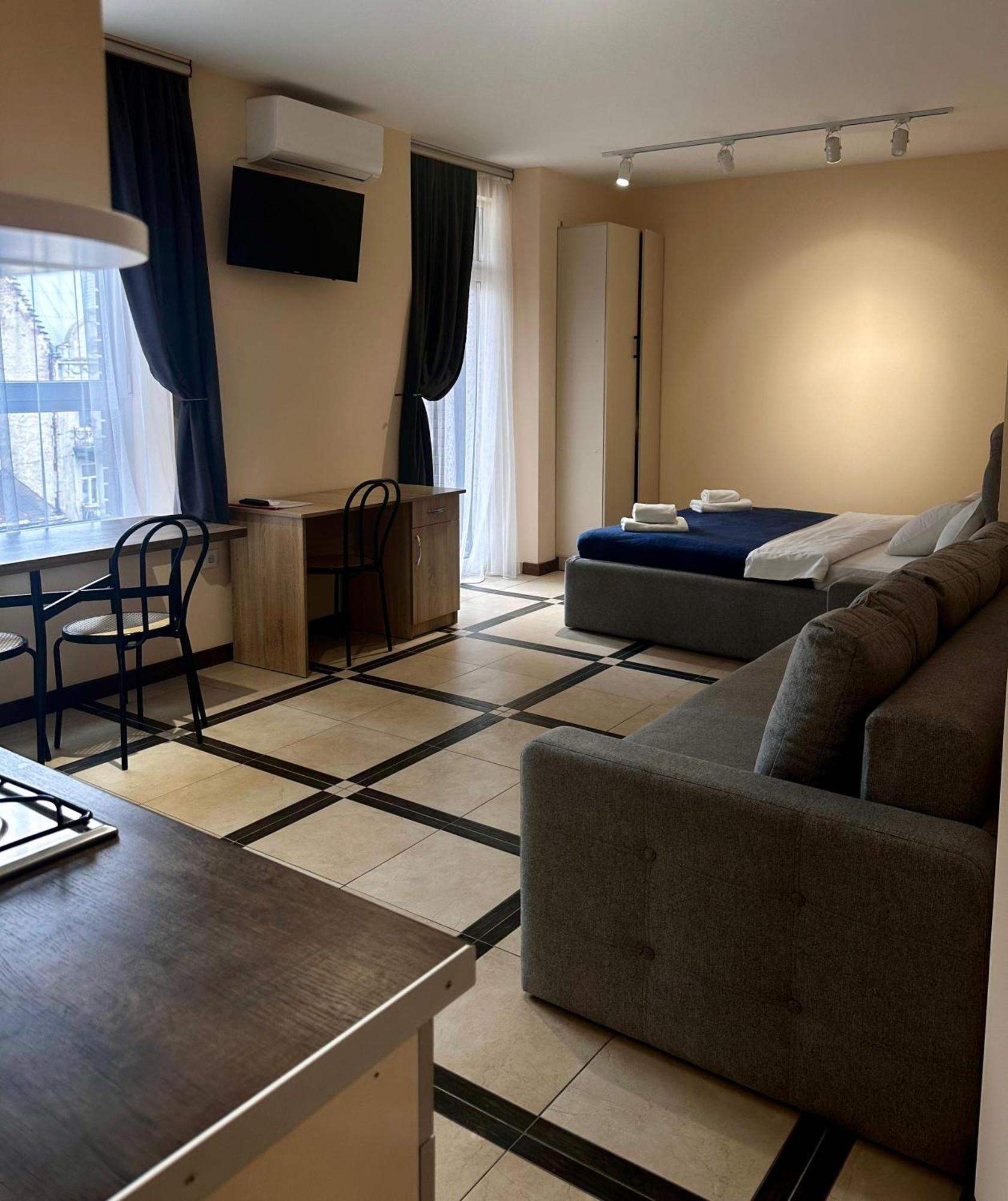 Opera Center Hotel & Apartments Lviv Kültér fotó